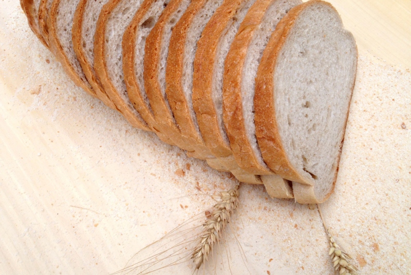 Chlieb pšenično-ražný tmavý 900g, 450g